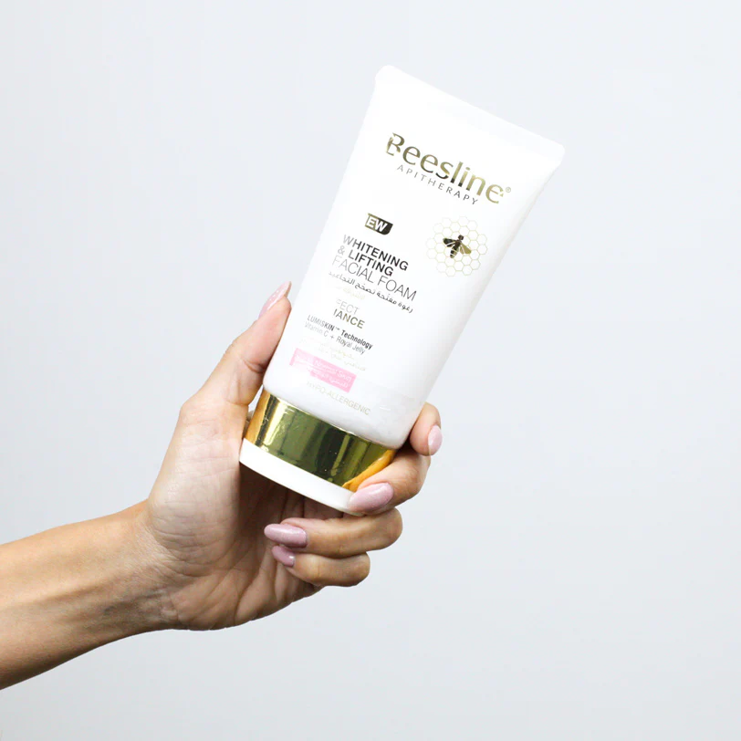 Beesline Whitening & Lifting Facial Foam 150ml - Image 3