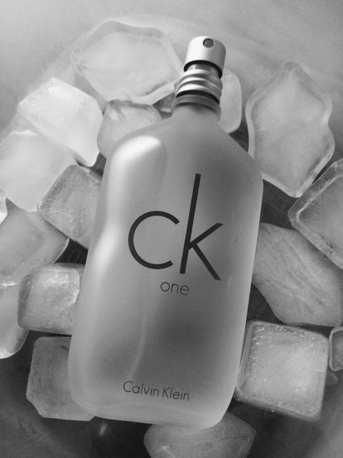 Calvin Klein CK One Eau De Toilette For Unisex 100ml - Image 3