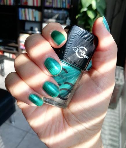 Catrice Iconails Gel Lacquer Nail Polish - Image 4