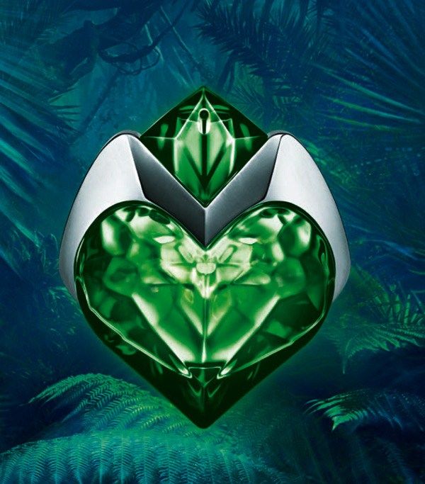 Thierry Mugler Aura Set For Women Eau De Parfum 30ml + Body Lotion 50ml + Shower Gel 50ml - Image 2