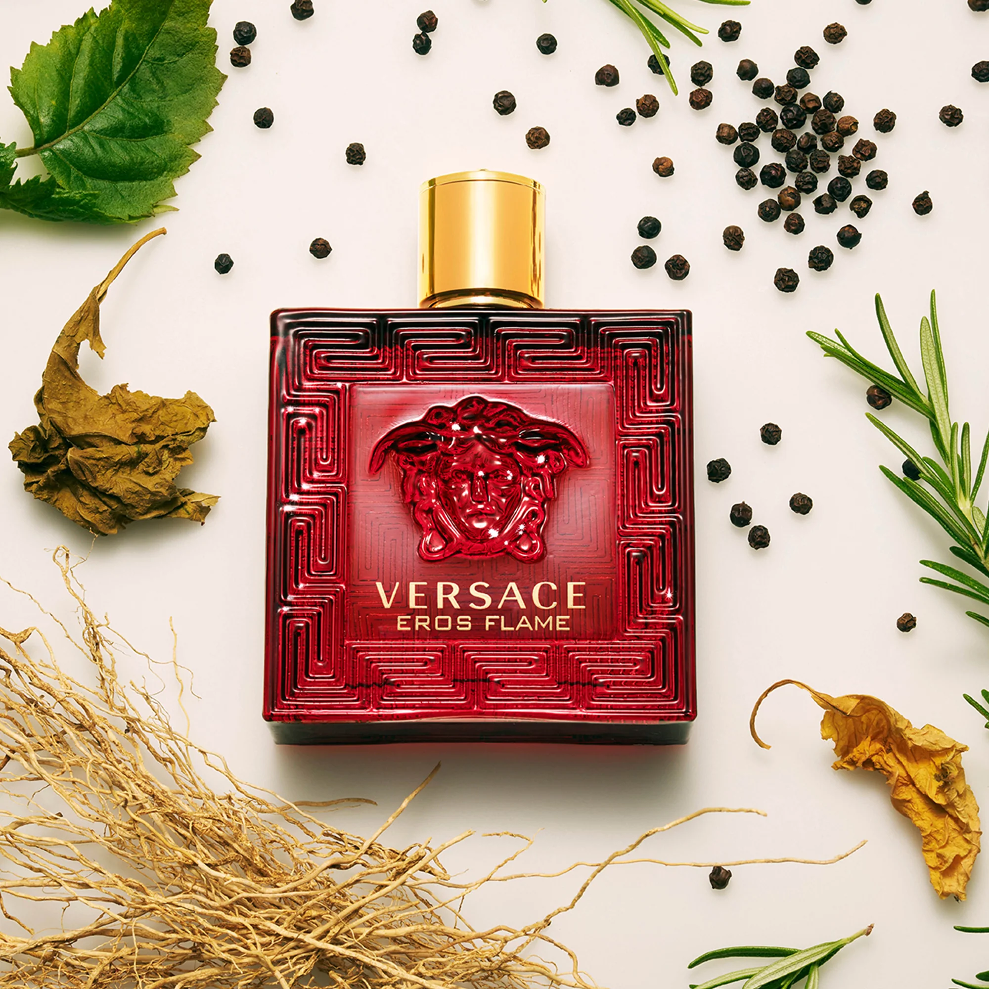 Versace Eros Flame Set For Men Eau De Parfum 100ml + Mini 10ml + Pouch - Image 2